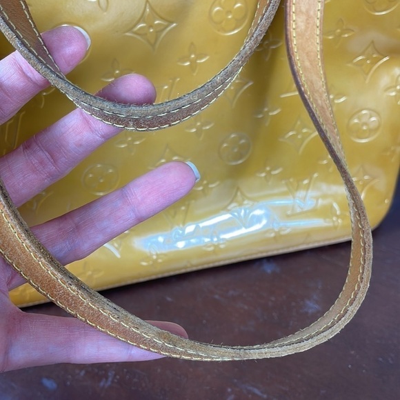 Louis Vuitton Houston Patent Leather Yellow Gold Shoulder Tote Bag Embossed - Picture 16 of 16